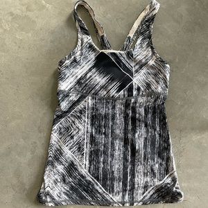 Lululemon tank top Size 4